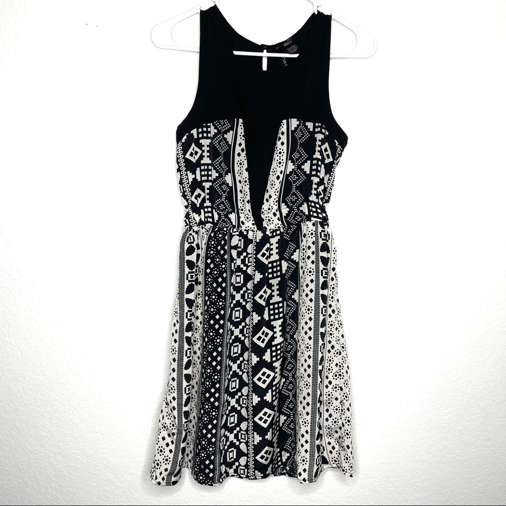 *Fun & Flirt* Sm Sleeveless Dress